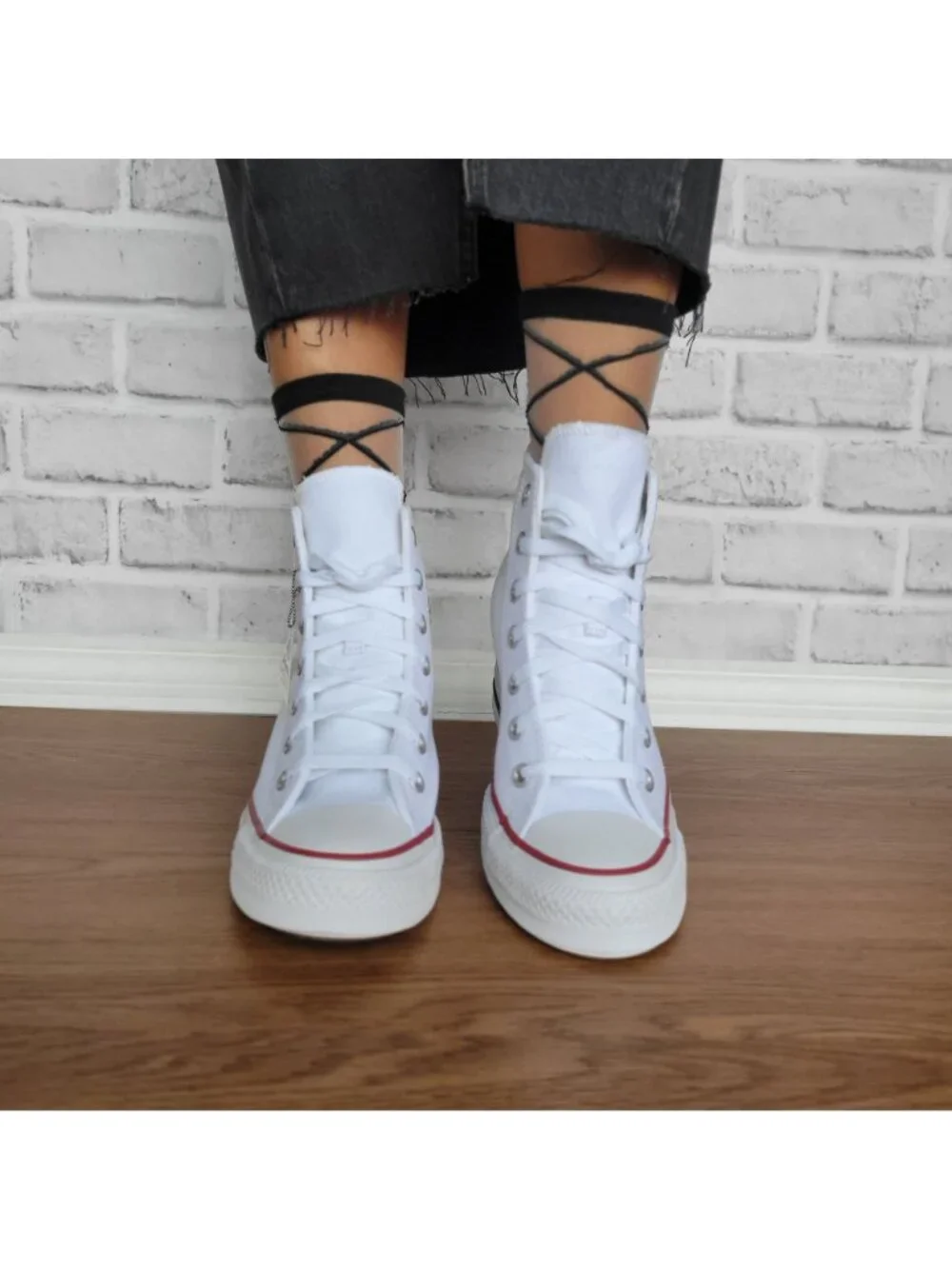 ⭐Converse Chuck Taylor Wedge Platform Sz 8.5 Womens Shoes Sneakers White A11908C - Picture 5 of 8